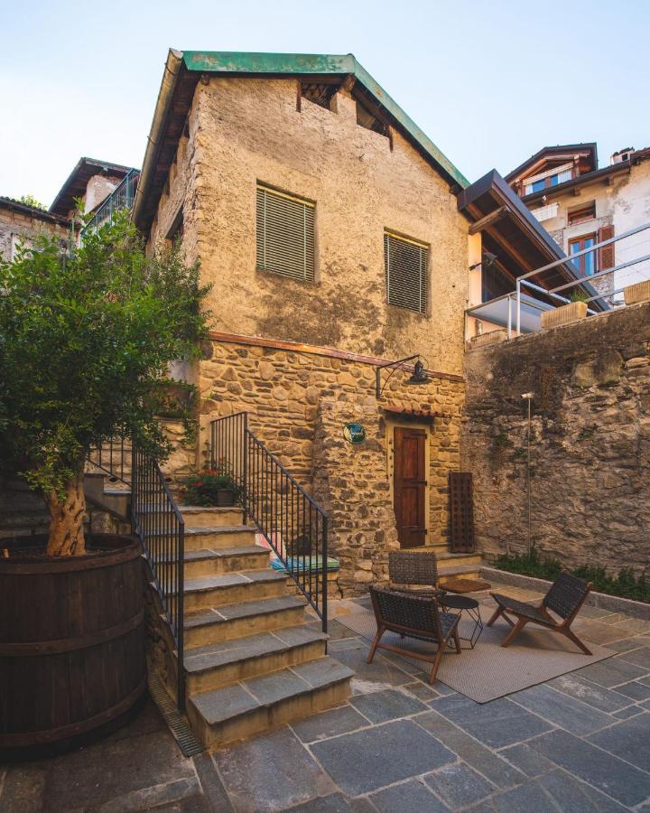 Al Molo 5 - Margaritaville Oliveto Lario ภายนอก รูปภาพ