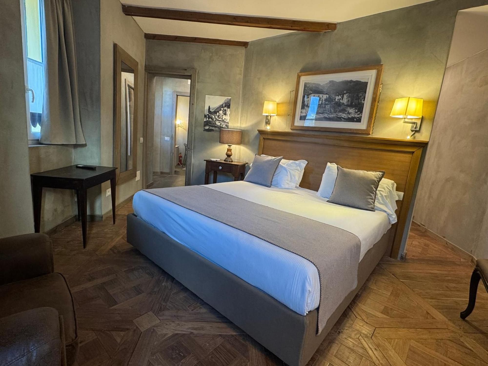 Al Molo 5 - Margaritaville Oliveto Lario ภายนอก รูปภาพ